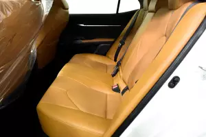 Toyota  10