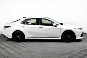 Toyota  3