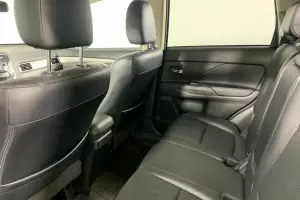 Mitsubishi  15