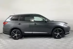 Mitsubishi  3