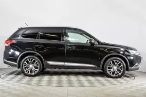 Mitsubishi  3