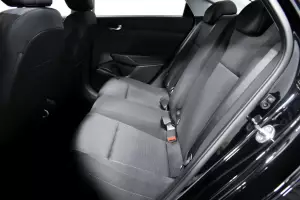 Hyundai  11