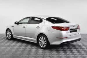 Kia  4