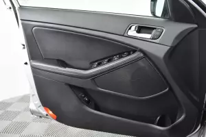 Kia  7