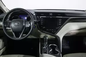 Toyota  7