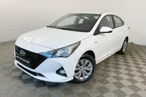 Hyundai  11