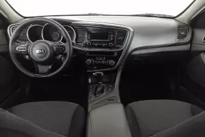 Kia  10