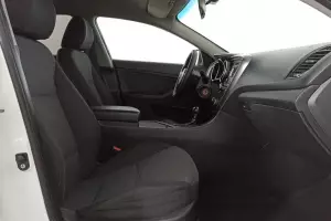 Kia  11