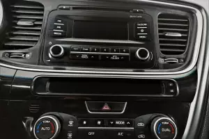Kia  12