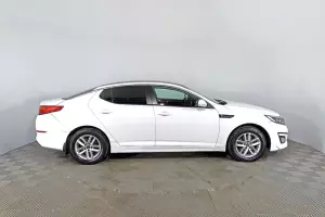 Kia  3