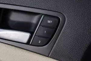 Kia  13