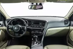 Kia  8