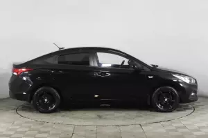 Hyundai  4