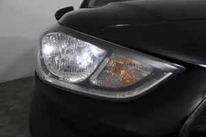 Hyundai  6