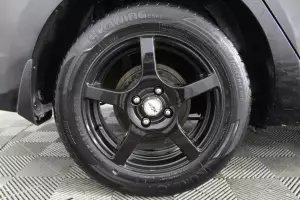 Hyundai  7