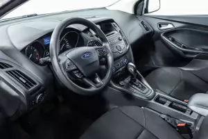 Ford  10