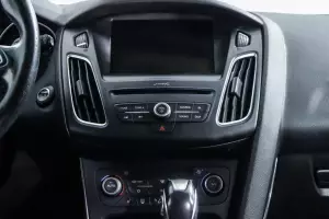 Ford  10