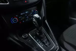 Ford  12
