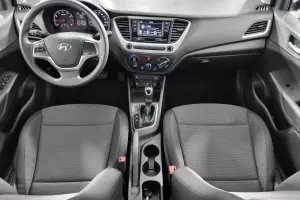 Hyundai  10