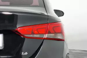 Hyundai  7