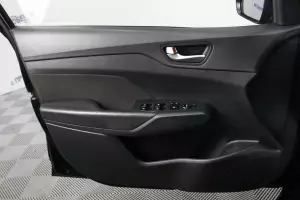 Hyundai  11
