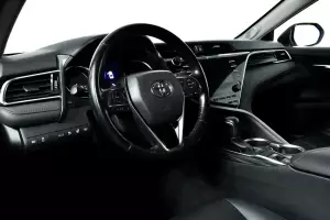 Toyota  10