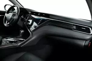 Toyota  9
