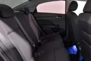Hyundai  12