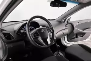 Hyundai  8