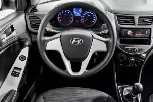 Hyundai  13
