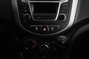 Hyundai  10