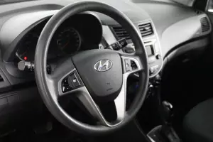 Hyundai  11