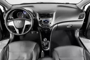 Hyundai  7