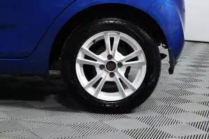 Chevrolet  8