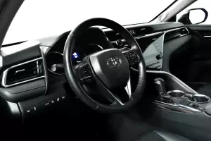 Toyota  10