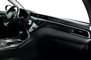 Toyota  9