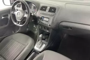 Volkswagen  6