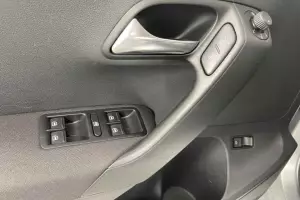 Volkswagen  9