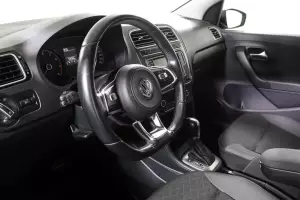 Volkswagen  9