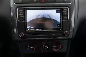Volkswagen  6
