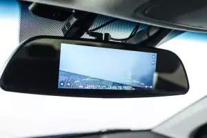 Hyundai  11
