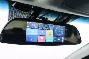 Hyundai  12