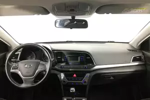 Hyundai  10