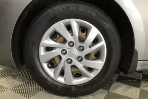 Hyundai  7