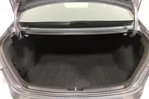 Hyundai  9