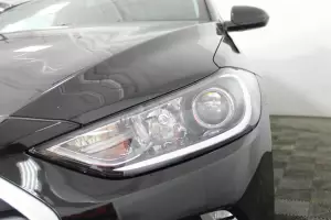 Hyundai  6