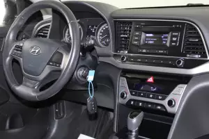 Hyundai  9