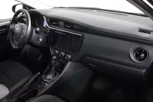 Toyota  8