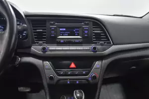 Hyundai  7