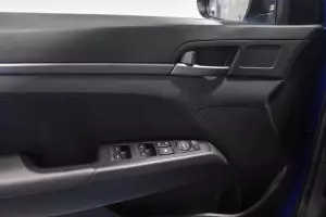 Hyundai  9